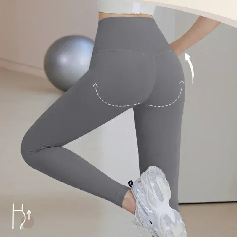 legging-femme-gris-en-action